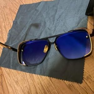 Dita Blue aviators